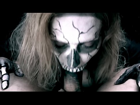 ❤️ Demon nighean sucking cock le a beul dubh agus slugadh cum. ️❌ Gnè càileachd aig gd.pornma-com.ru